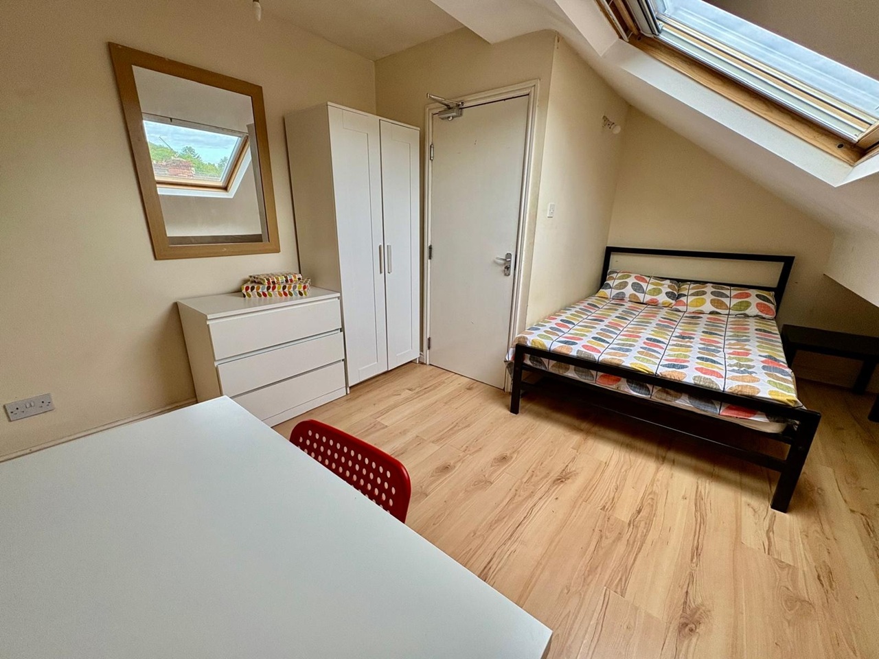 Additional image 7 of 10 Bed Terraced House, Pomona St, S11, N1 7GU