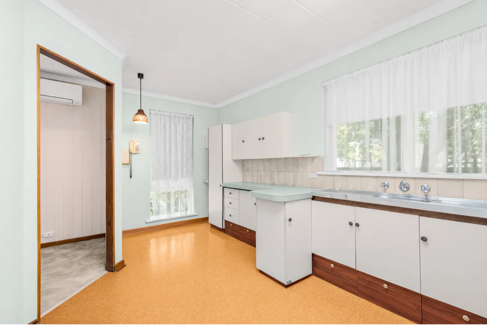 Additional image 13 of 13 Highview Terrace, Wilson WA 6107