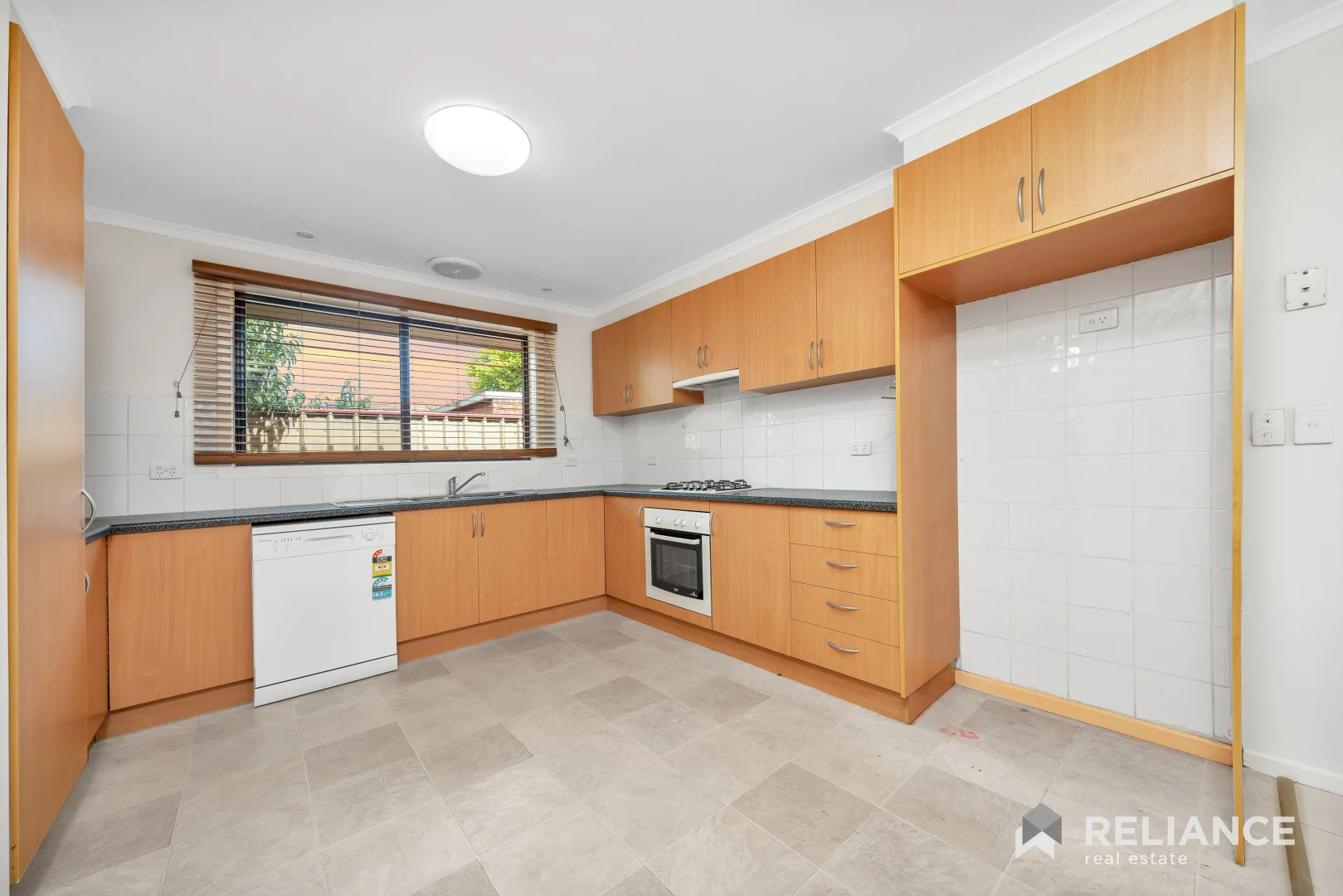 Additional image 5 of 16 Goulburn Court, Werribee VIC 3030
