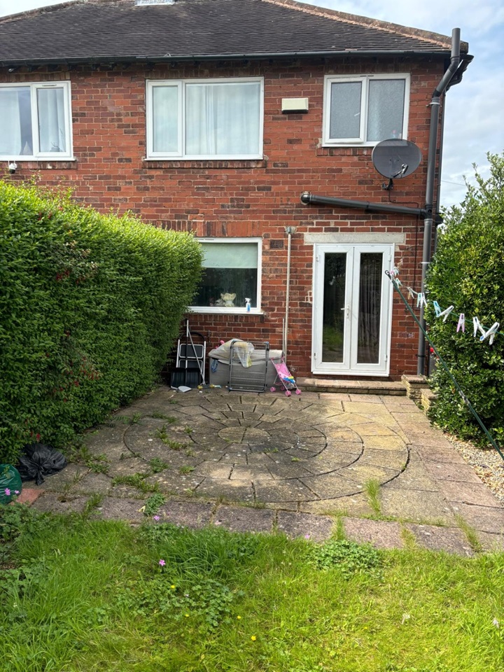 2 Bed Semi-Detached House, Stanage Rise, S12, N1 7GU