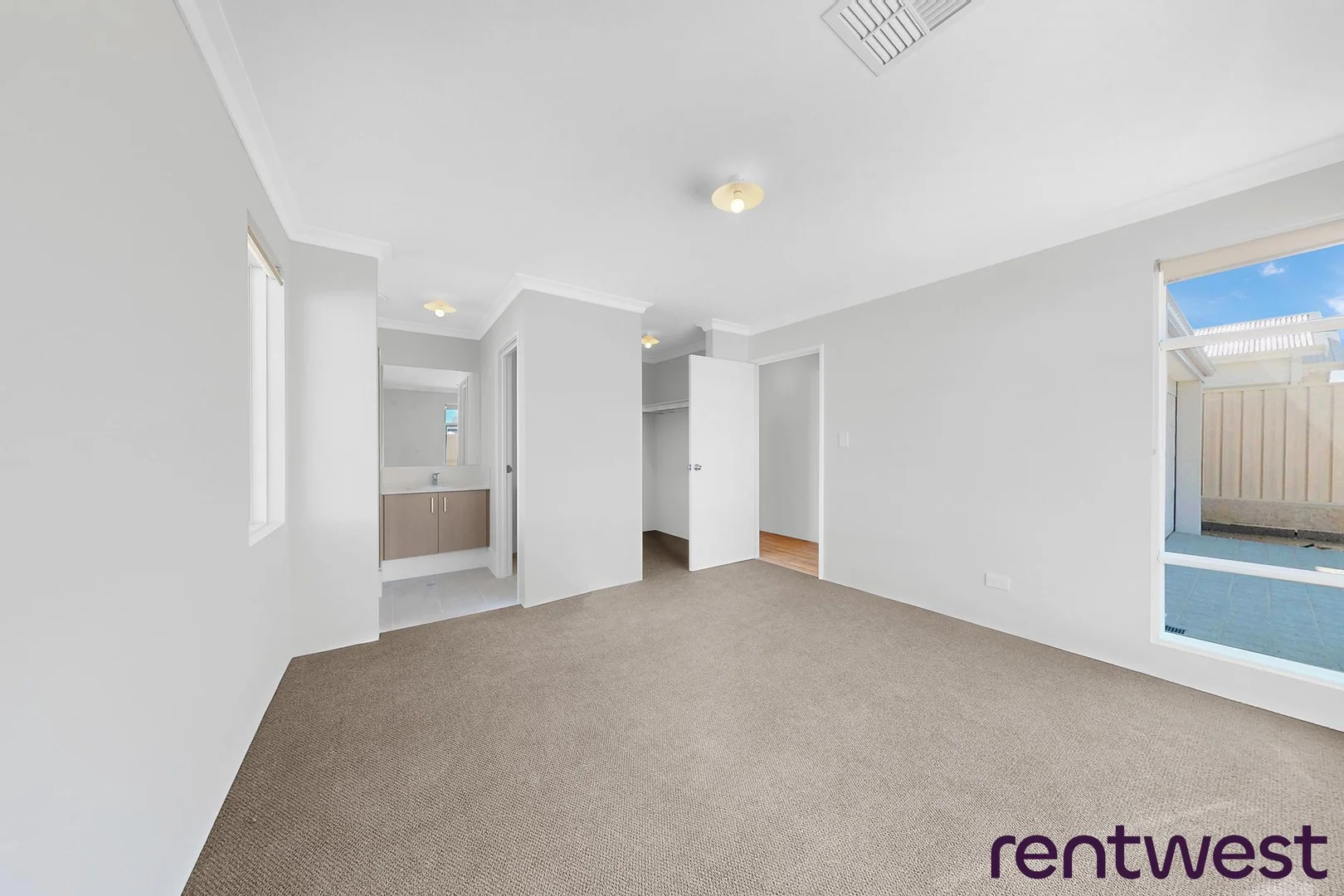7 Medina Way, Dawesville WA 6211 photo 3