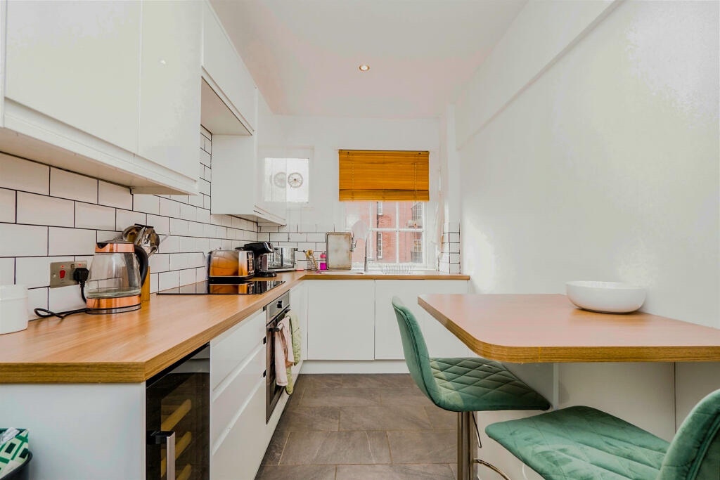 Additional image 3 of 2 Bed Flat, Branksome House, CF10, N1 7GU