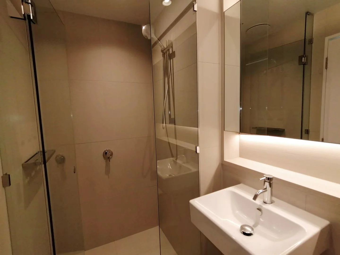 Additional image 8 of 3911/628 Flinders Street, Docklands VIC 3008