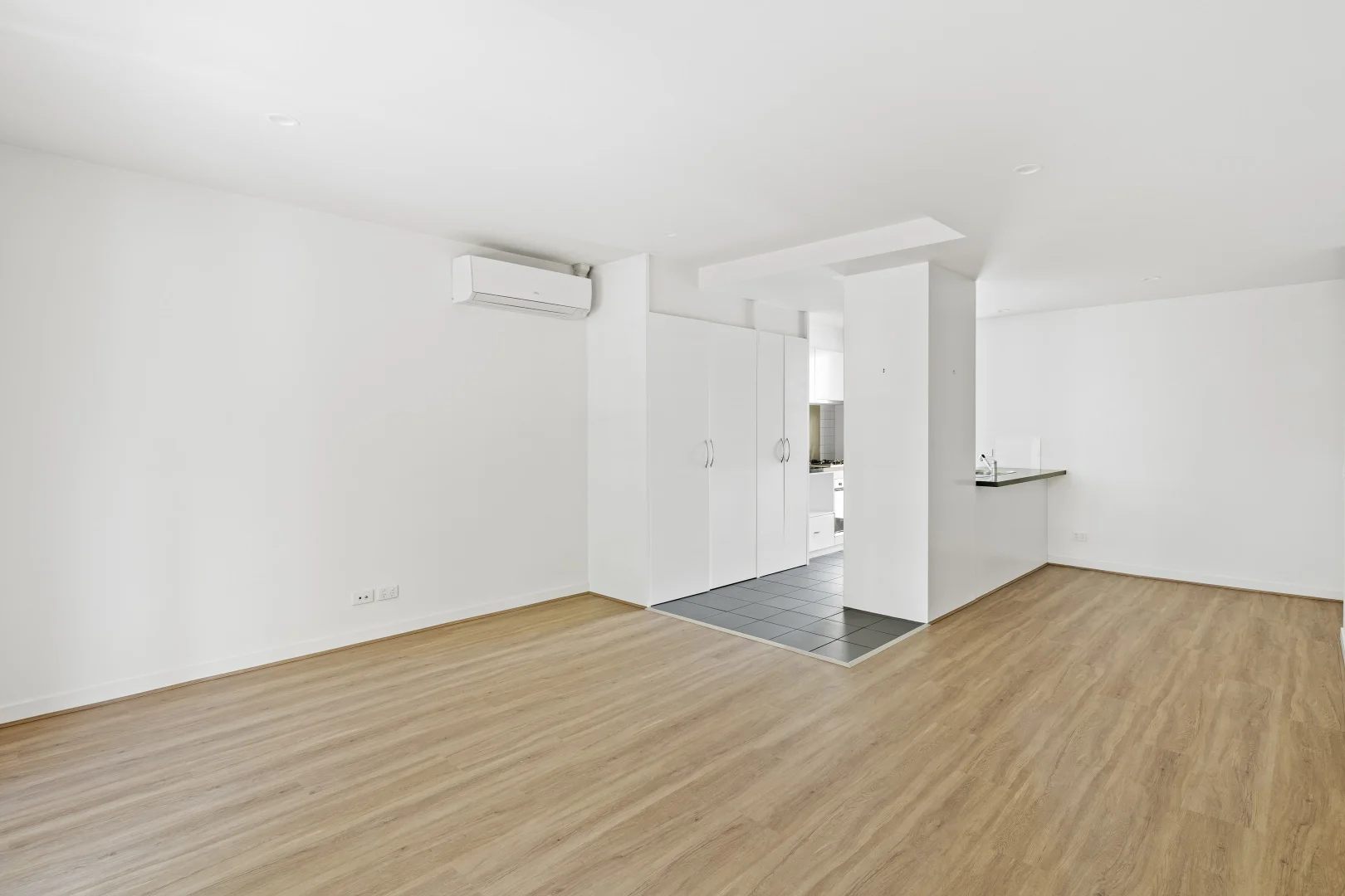 Additional image 4 of 2/80 Trenerry Crescent, Abbotsford VIC 3067