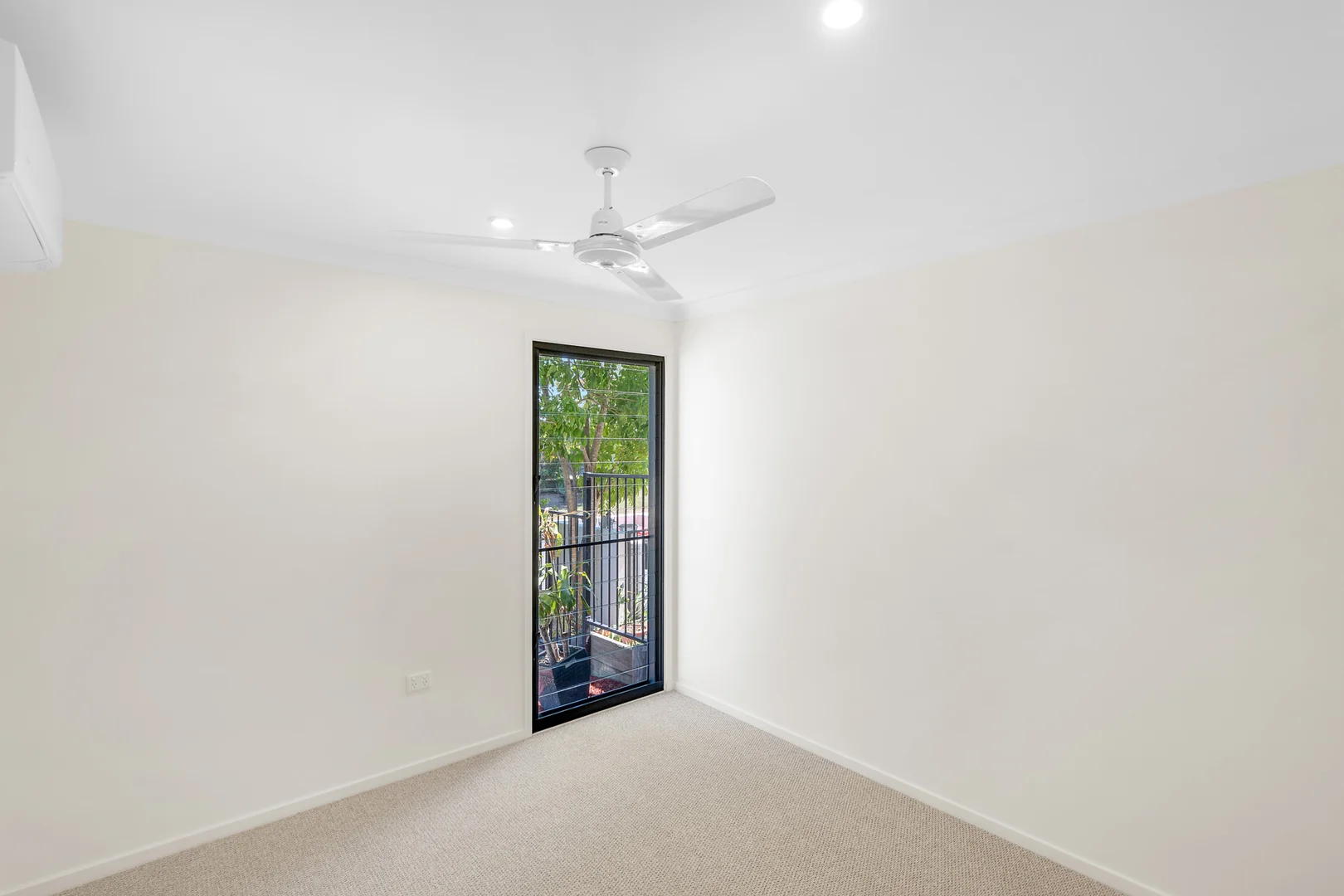 Additional image 10 of 2 Valhalla Street, Clinton QLD 4680