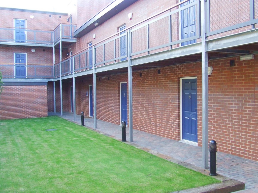 Additional image 7 of Studio Flat, Staveley Road, S8, N1 7GU