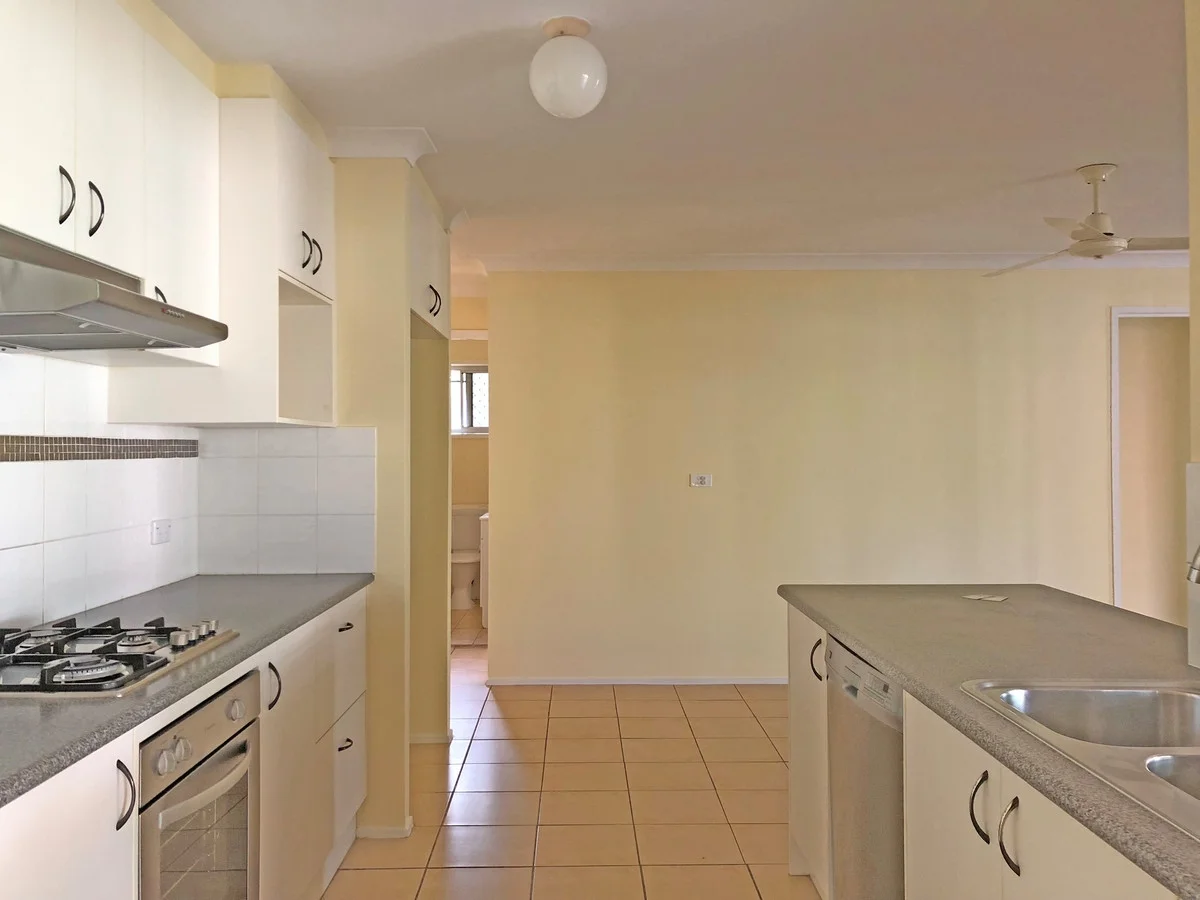 9 Mako Street, Runcorn QLD 4113 photo 4