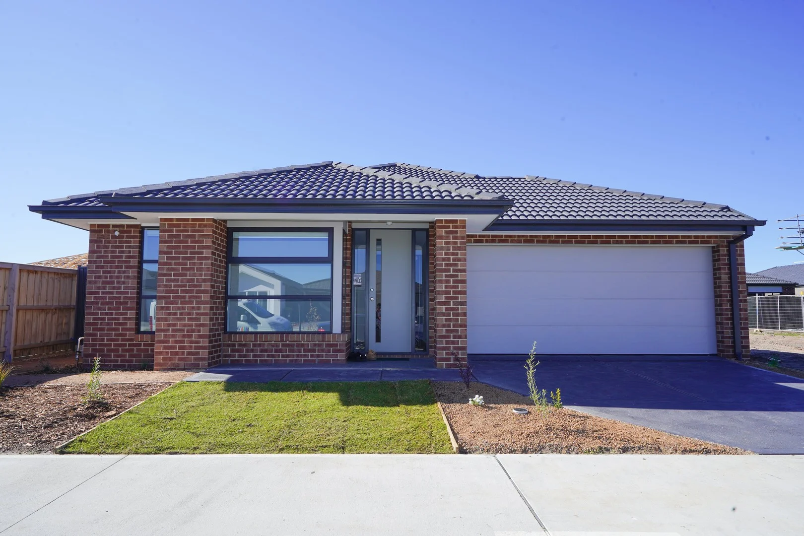 54 Follett Boulevard, Clyde VIC 3978