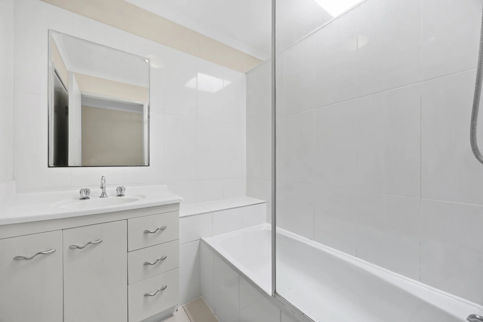 Additional image 11 of 2/259 Auckland Street, South Gladstone QLD 4680