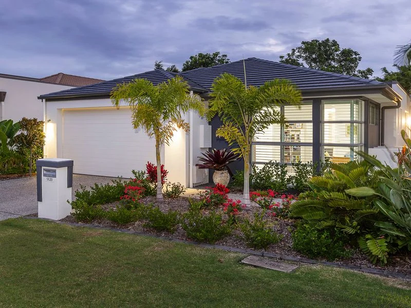 9120 Peter Senior Drive, Hope Island QLD 4212