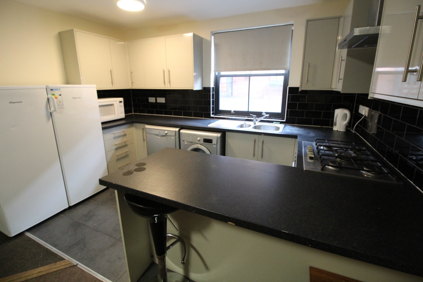 Additional image 4 of Room in a Shared House, North Sherwood Street, NG1, N1 7GU
