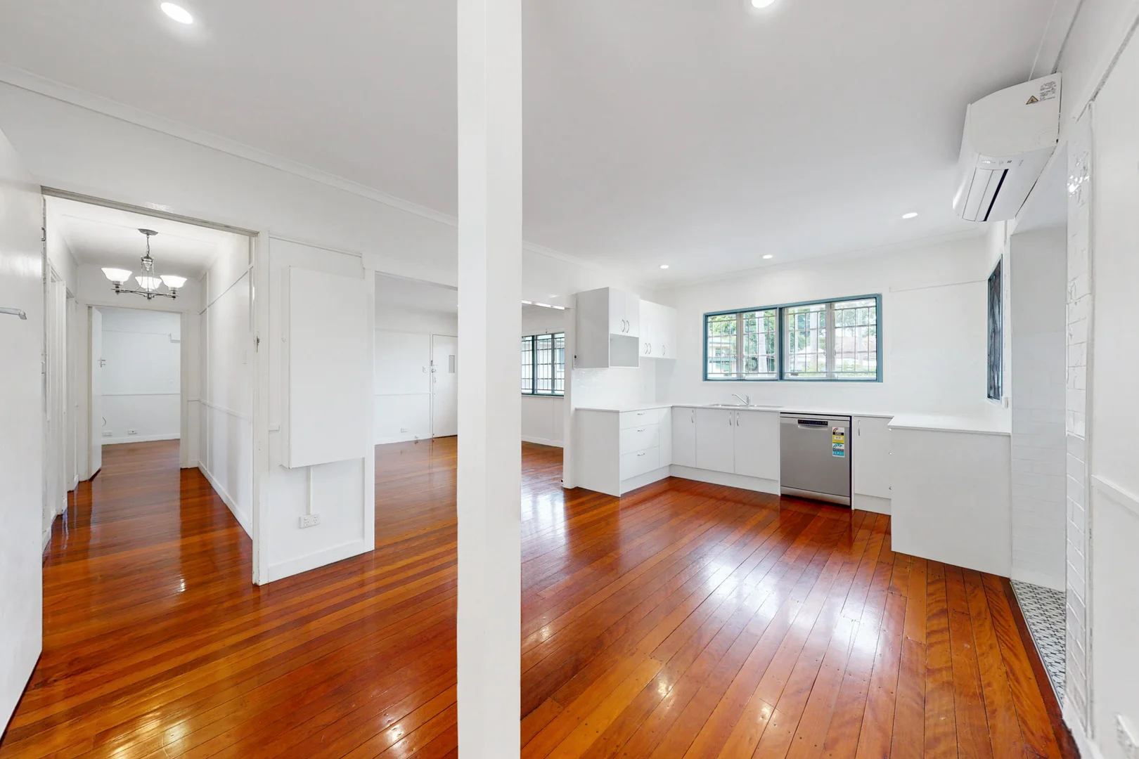 Additional image 3 of 121 Canterbury Street, Mount Gravatt East QLD 4122