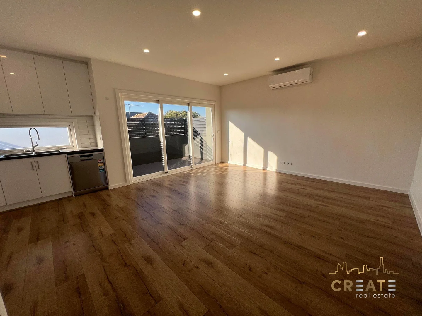 Additional image 3 of 2/37 Pennell Avenue, St Albans VIC 3021
