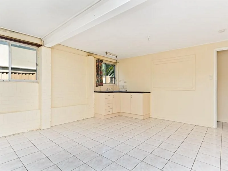 13 Comino Street, Strathpine QLD 4500 photo 5