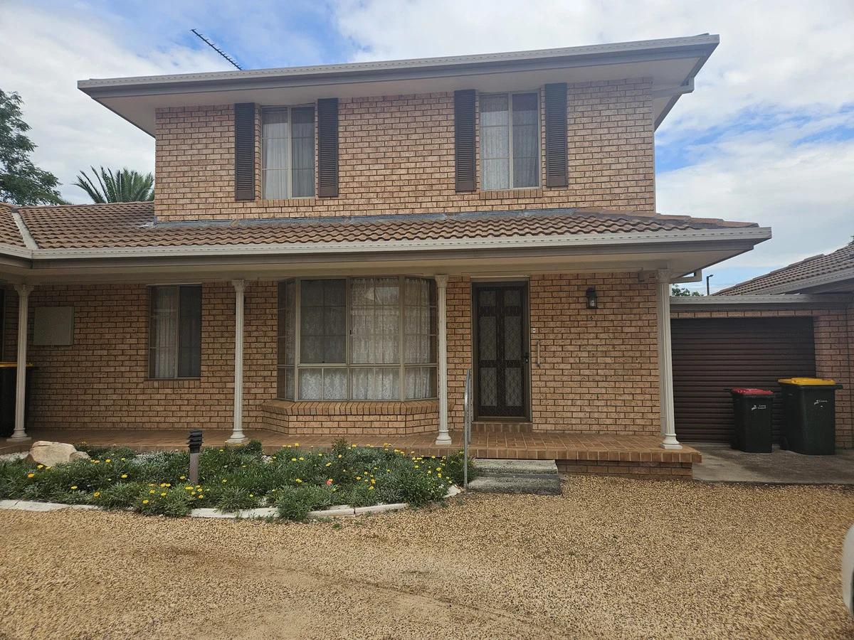 6/35 Vaux Street, Cowra NSW 2794