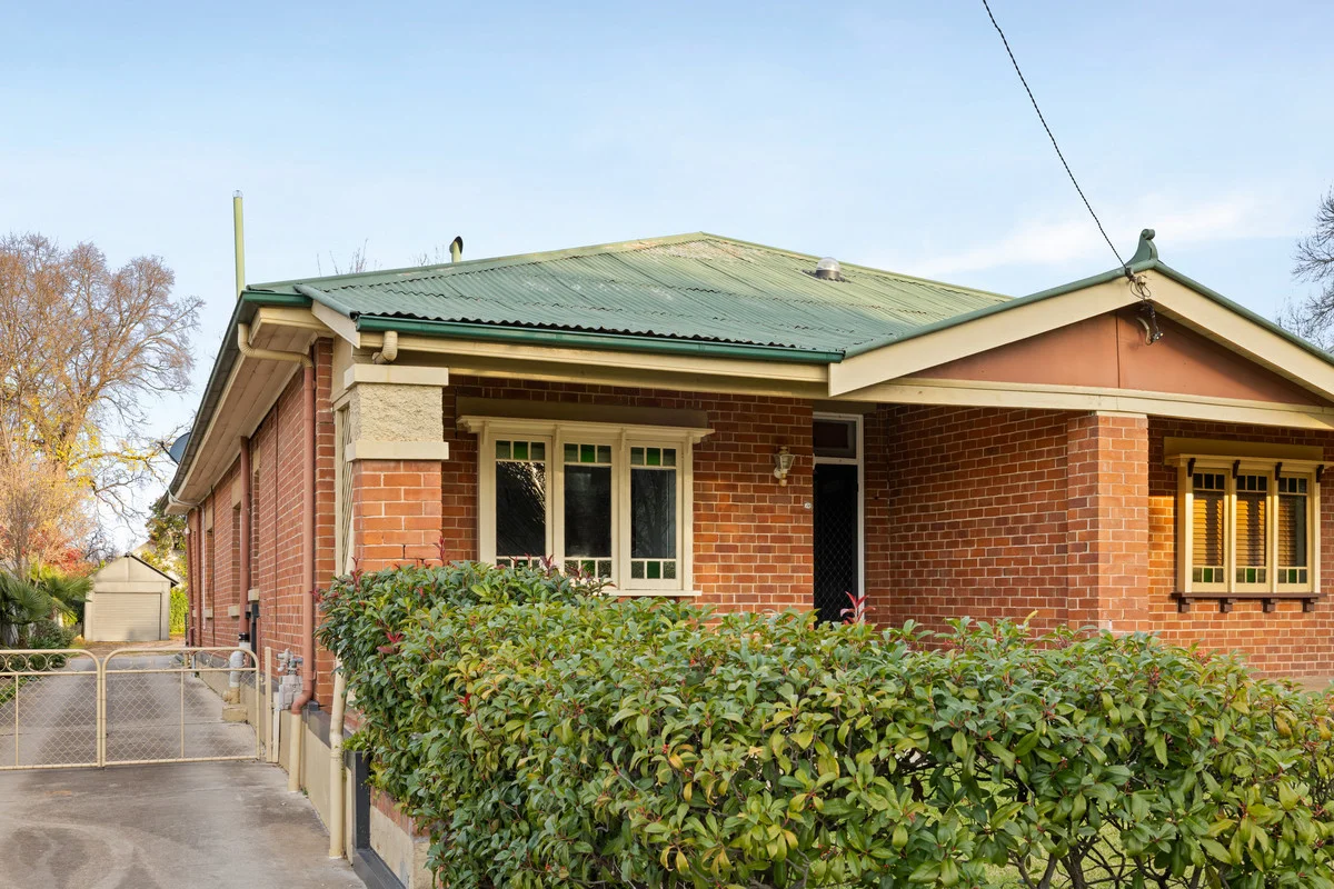 152 Peel Street, Bathurst NSW 2795