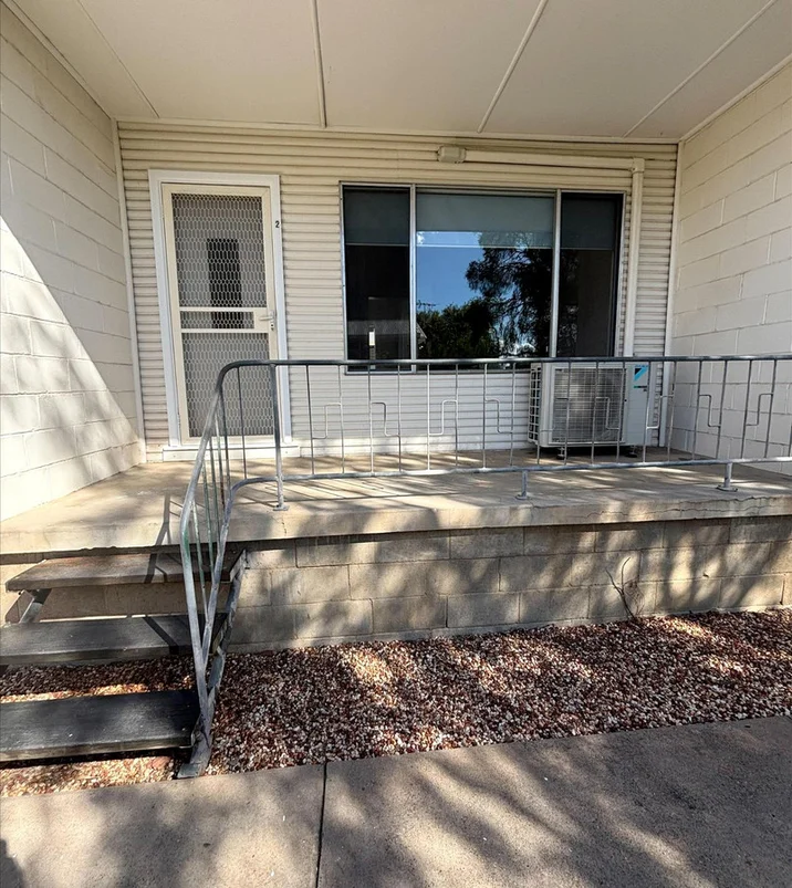 2/62 Balonne Street, Narrabri NSW 2390