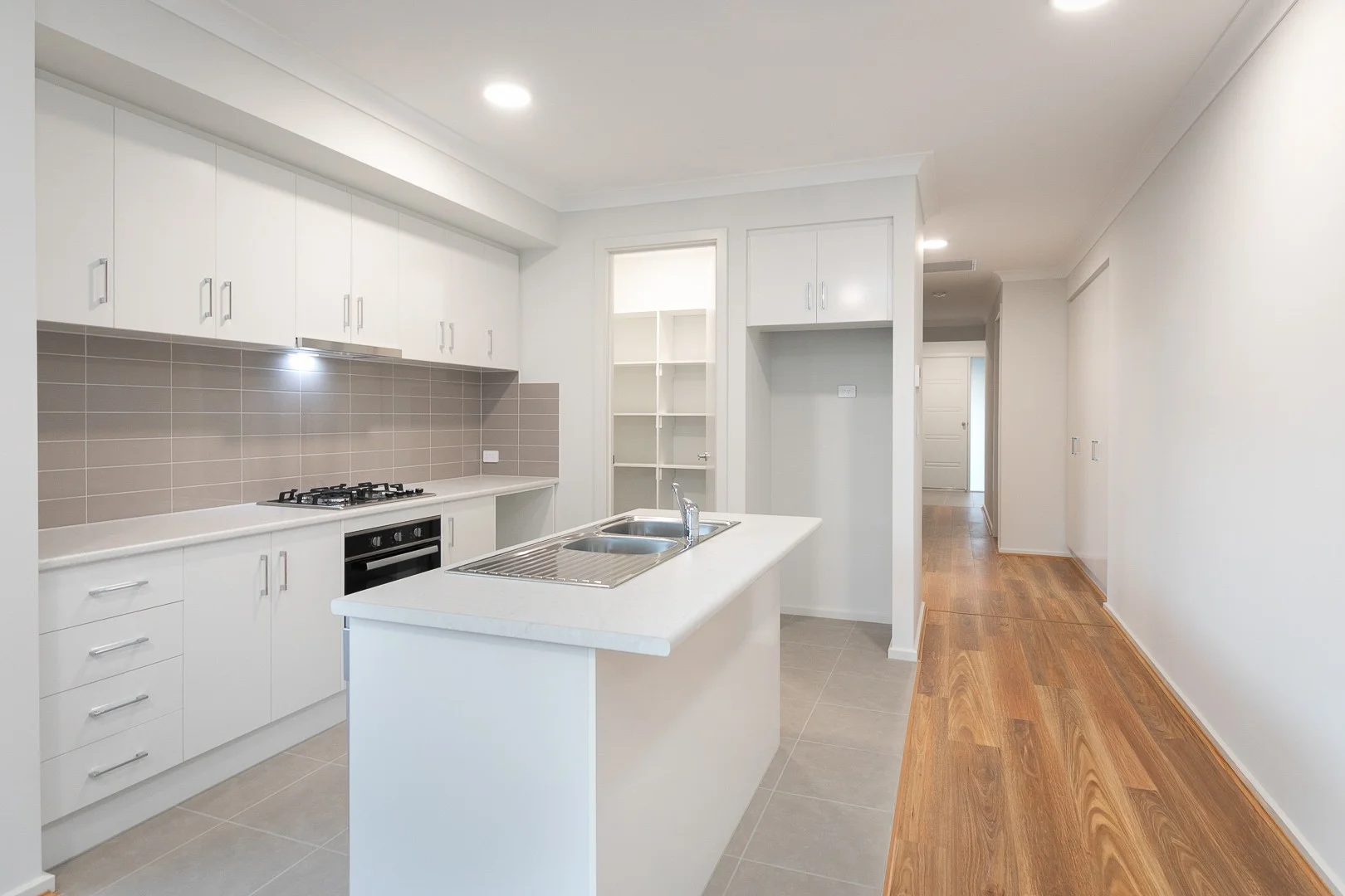 Additional image 3 of 44 Goodenia, Mount Barker SA 5251