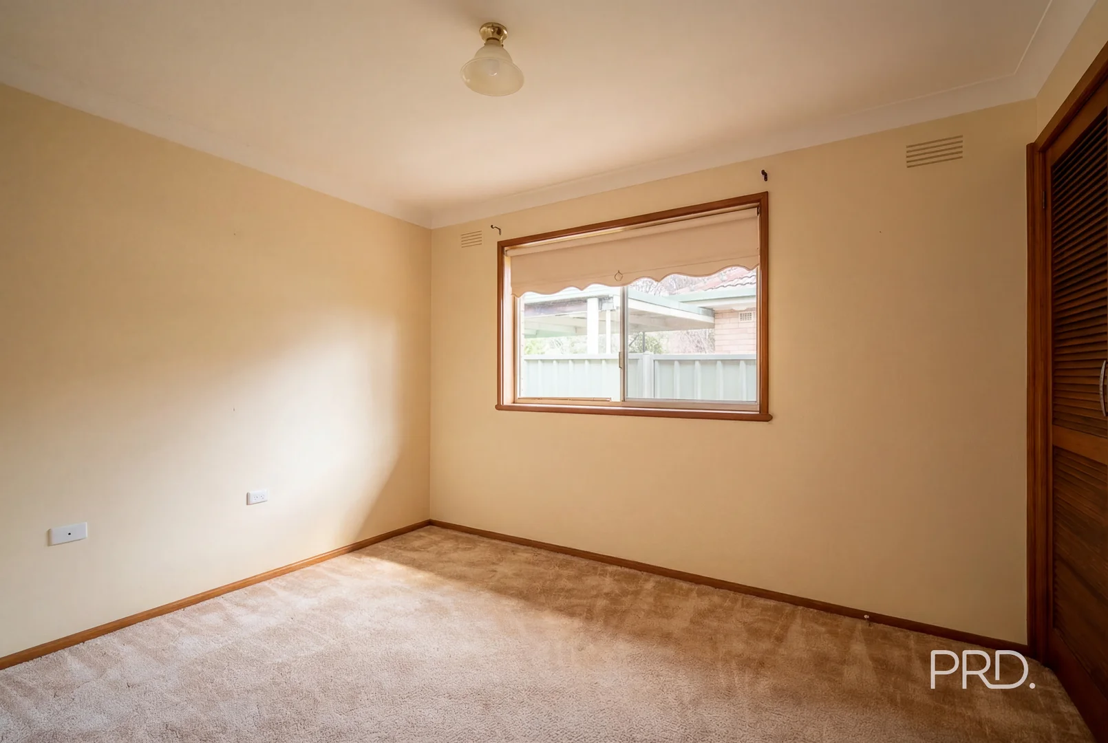 Additional image 7 of 3 Weedon Cres, Tolland NSW 2650