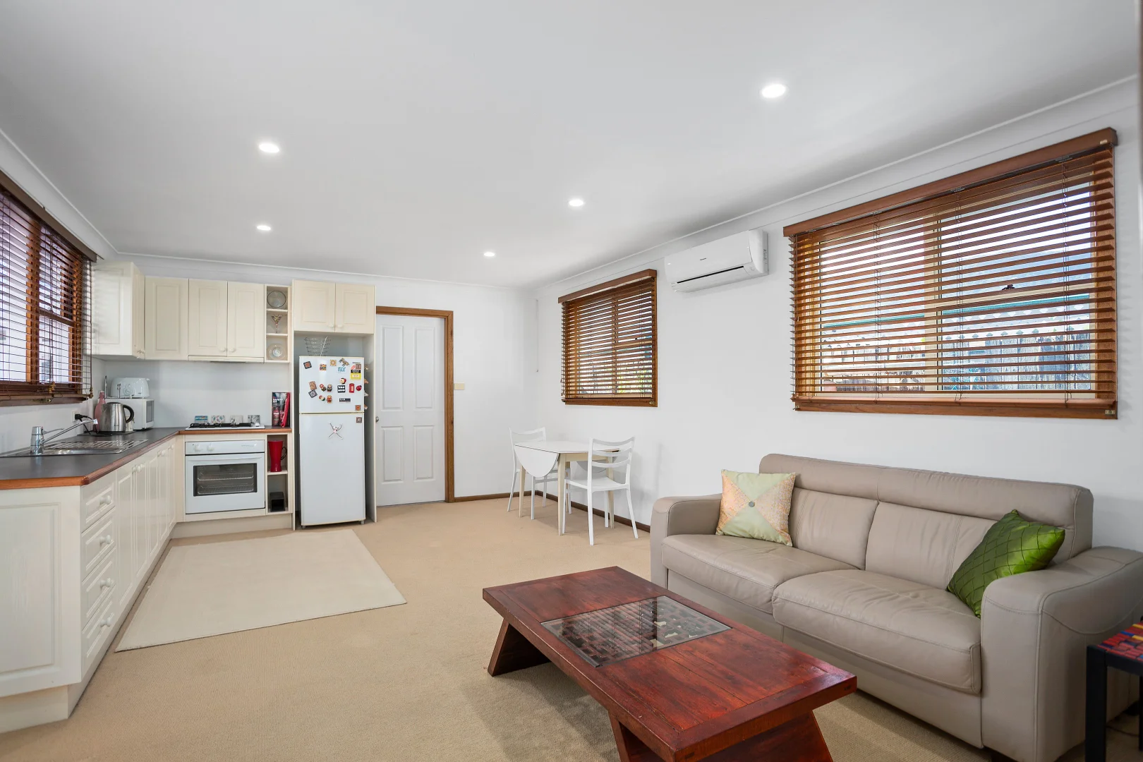Additional image 4 of 27 Raymond Road, Thirroul NSW 2515