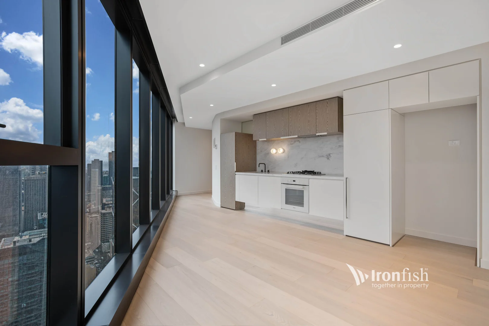 Additional image 3 of 5305/370 Queen Street, Melbourne VIC 3000