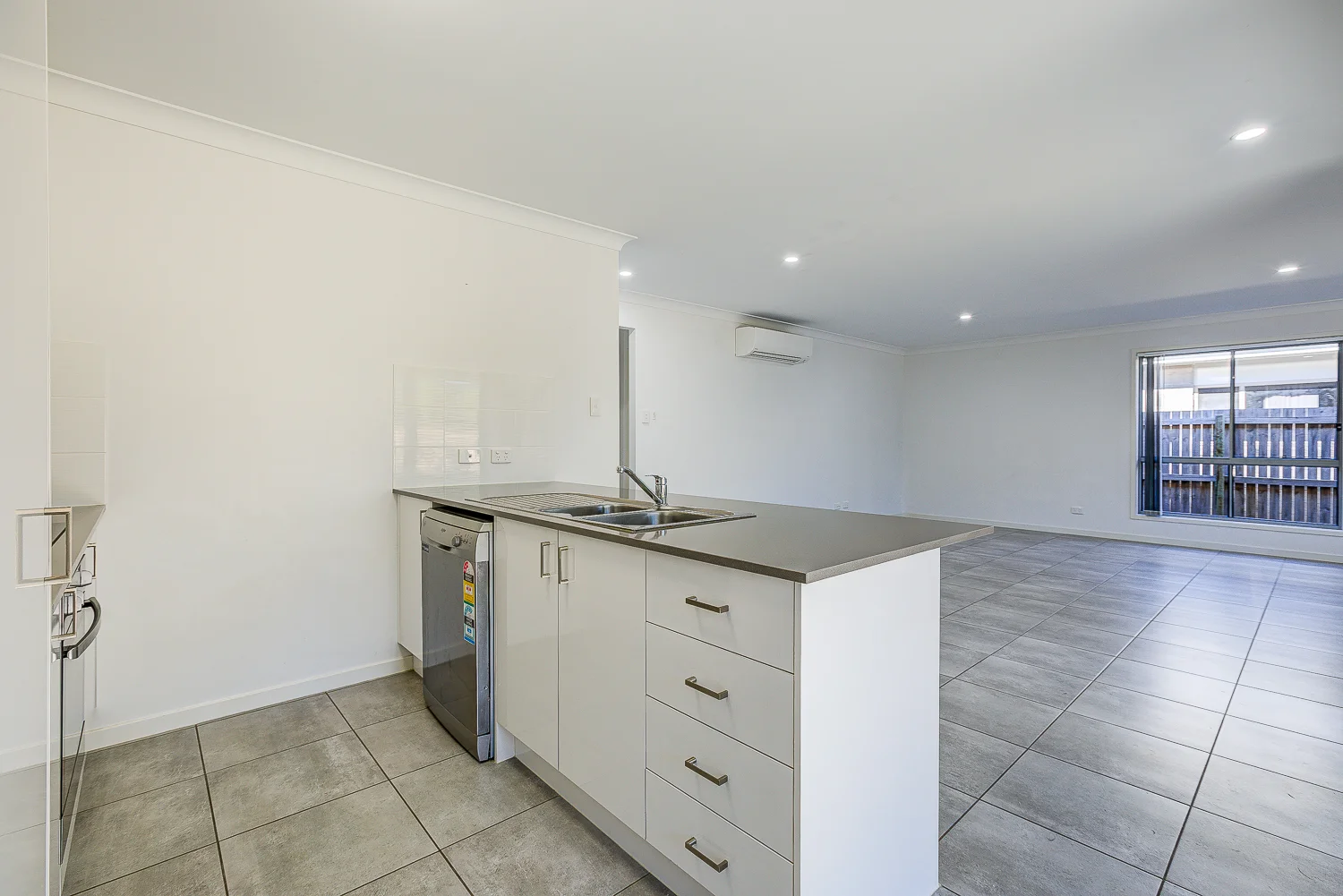 Additional image 3 of 19 Maurie Pears Crescent, Pimpama QLD 4209