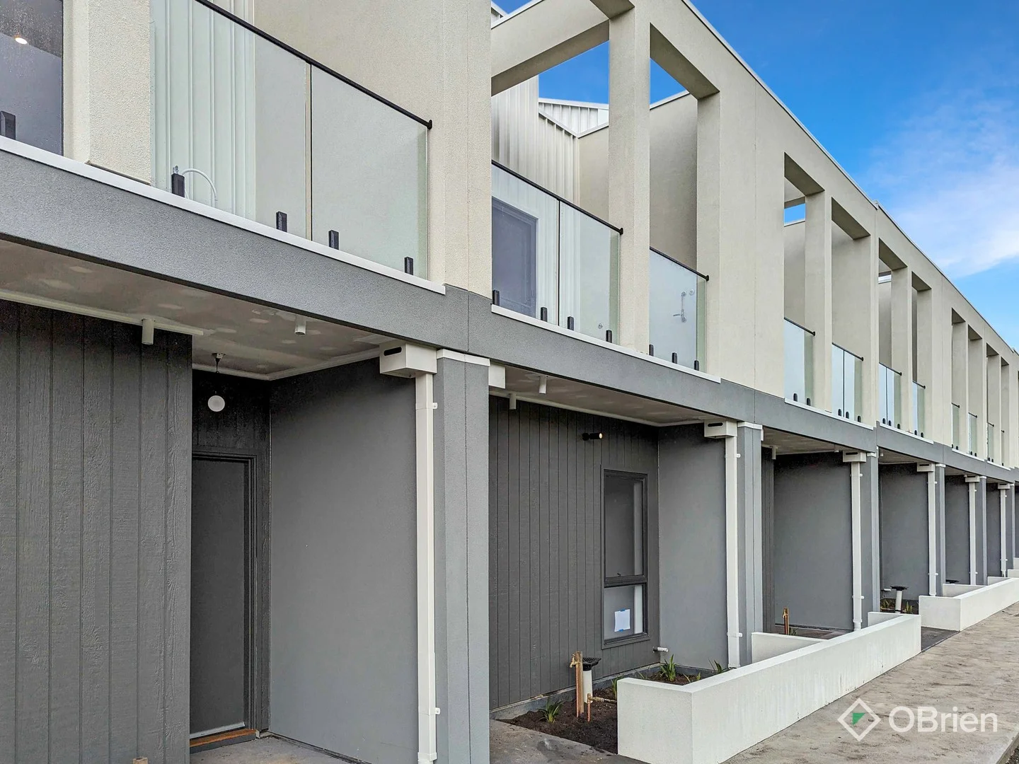 Additional image 2 of 33 Travertine Loop, Berwick VIC 3806