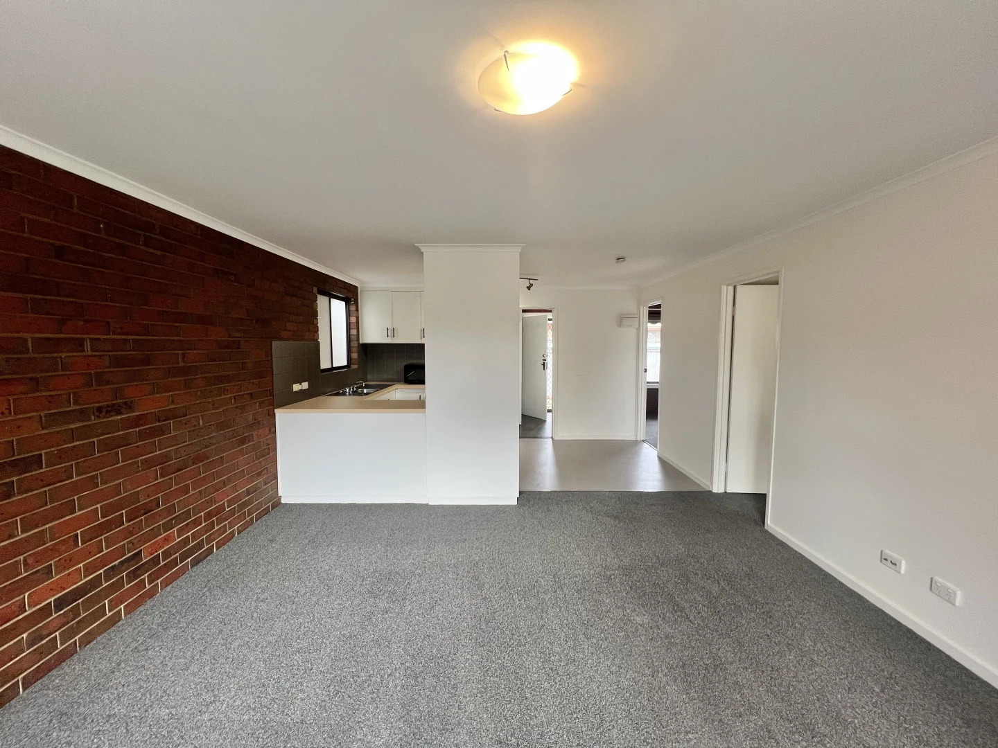 Unit 2/19 Punt Rd, Cobram VIC 3644 photo 4