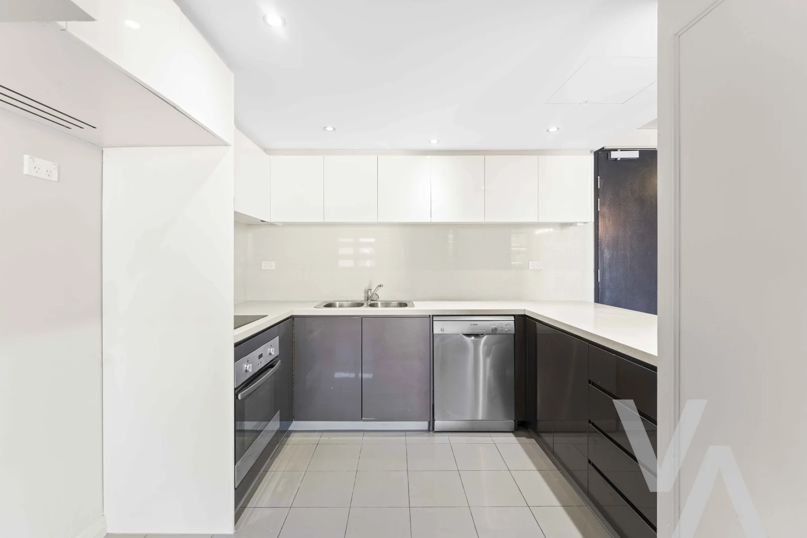 Additional image 3 of 412/335 Wharf Road, Newcastle NSW 2300