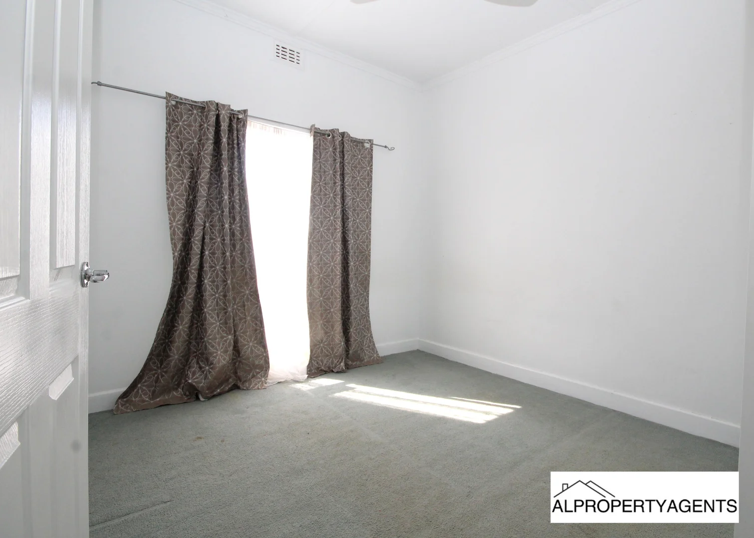 Additional image 7 of 16 Stewart Street, Horsham VIC 3400