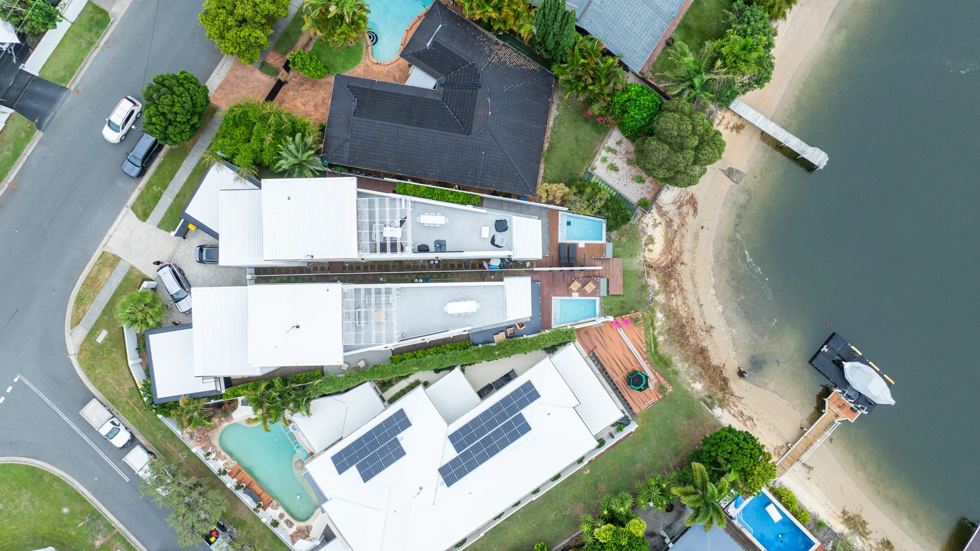Additional image 44 of 38B Merrimac Boulevard, Broadbeach Waters QLD 4218