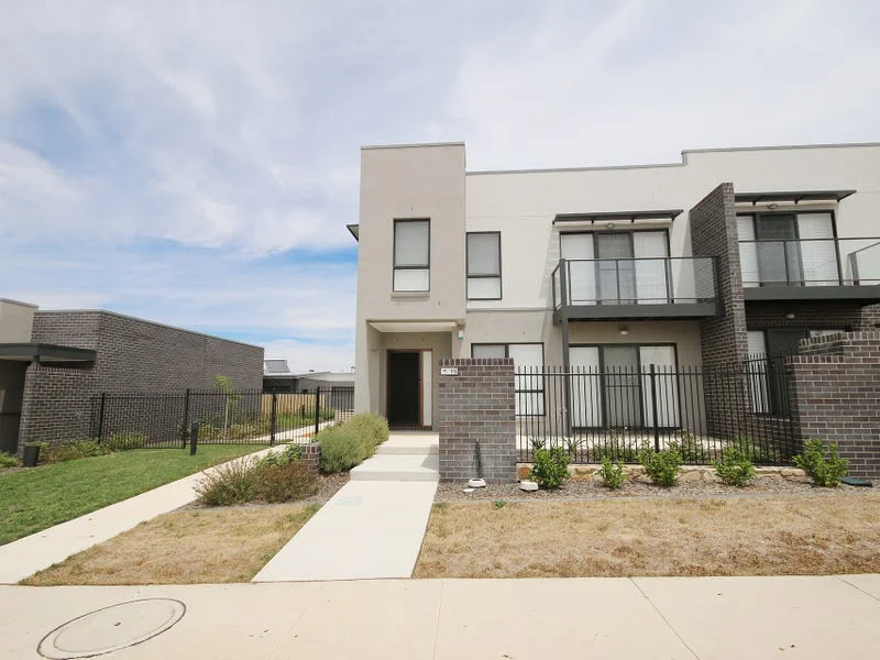 15 Bill Leng Street, Coombs ACT 2611