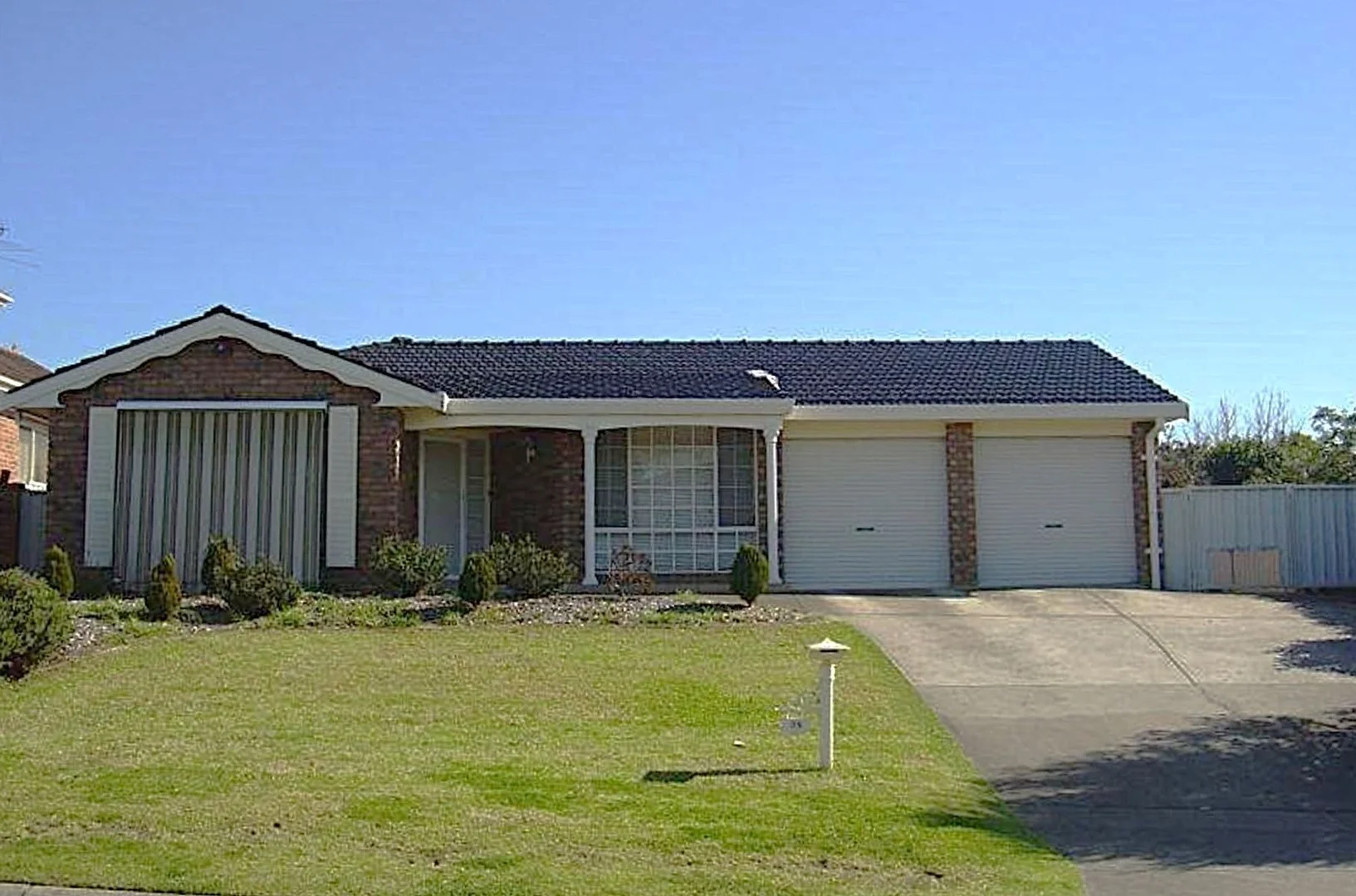 Abbotsbury NSW 2176