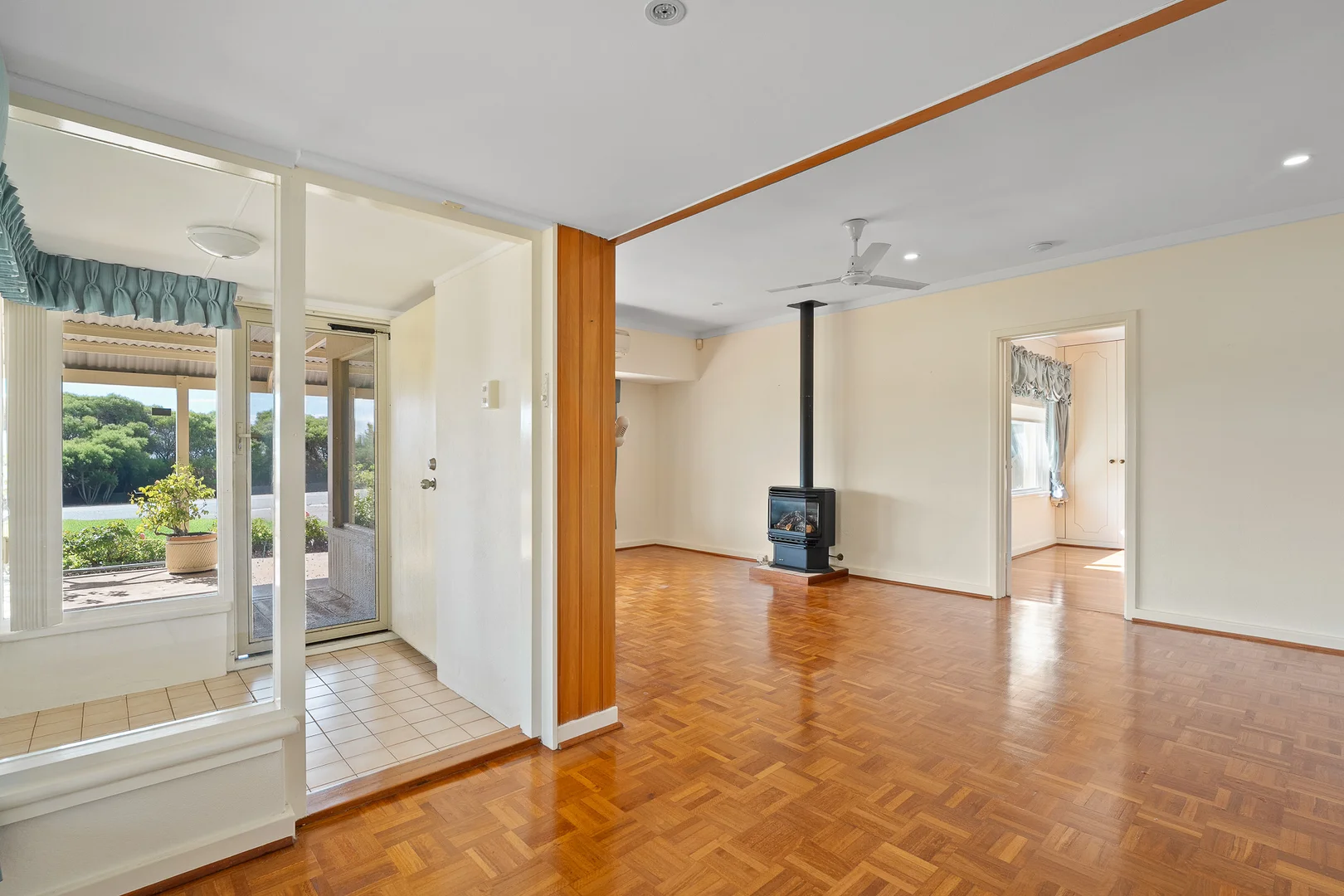 Additional image 5 of 161 Rockingham Beach Road, Rockingham WA 6168