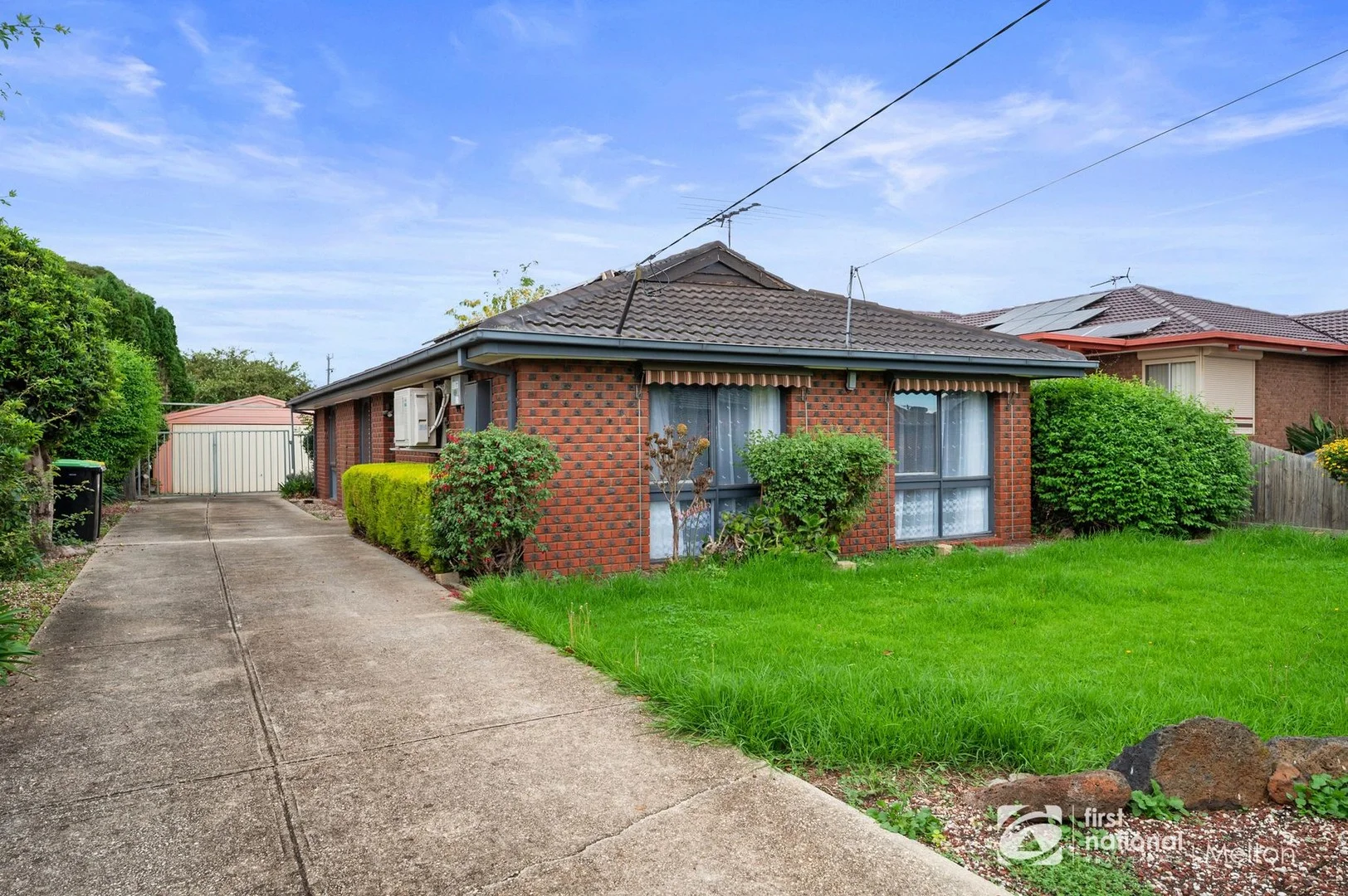 8 Blaxland Road, Melton South VIC 3338