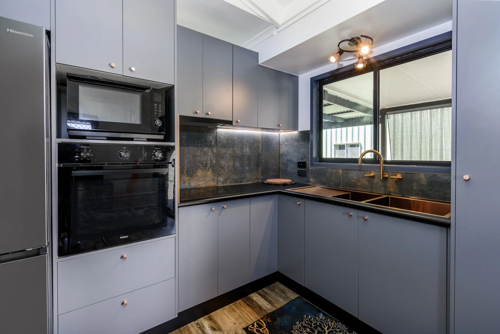 9 Gilbert Street, Caboolture QLD 4510 photo 4