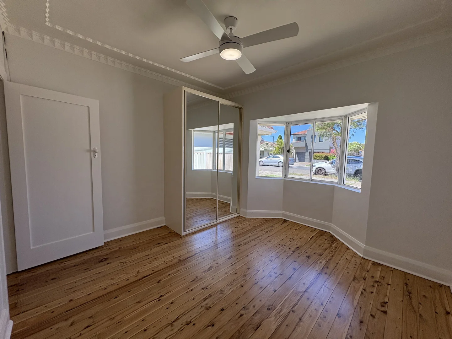 Additional image 5 of 1/9 Chuter Avenue, Monterey NSW 2217