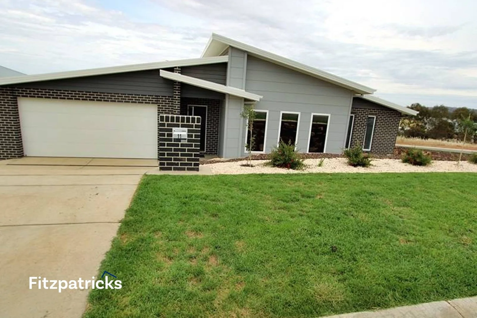 11 Ellerslie Street, Gobbagombalin NSW 2650