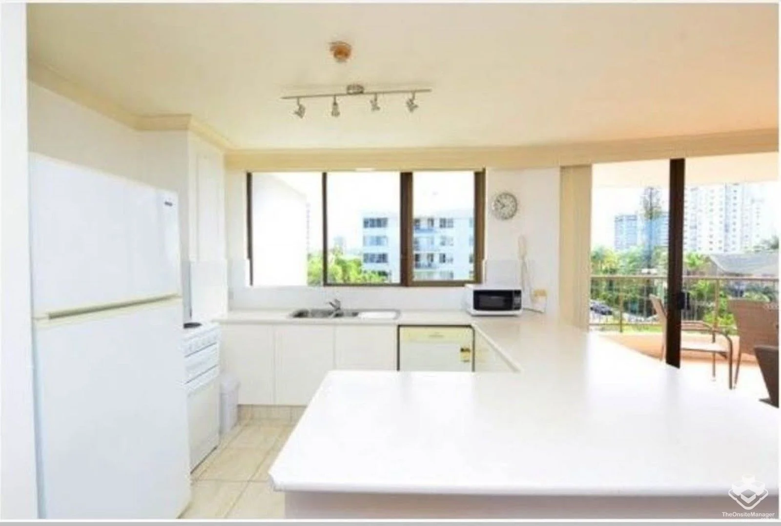 Additional image 5 of unit9/219 Surf Parade, Surfers Paradise QLD 4217