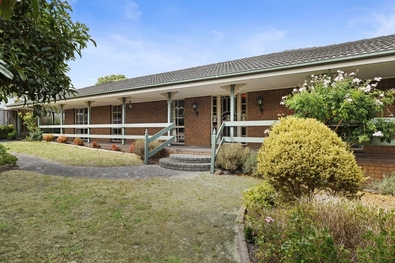 1 St James Crescent, Mount Eliza VIC 3930