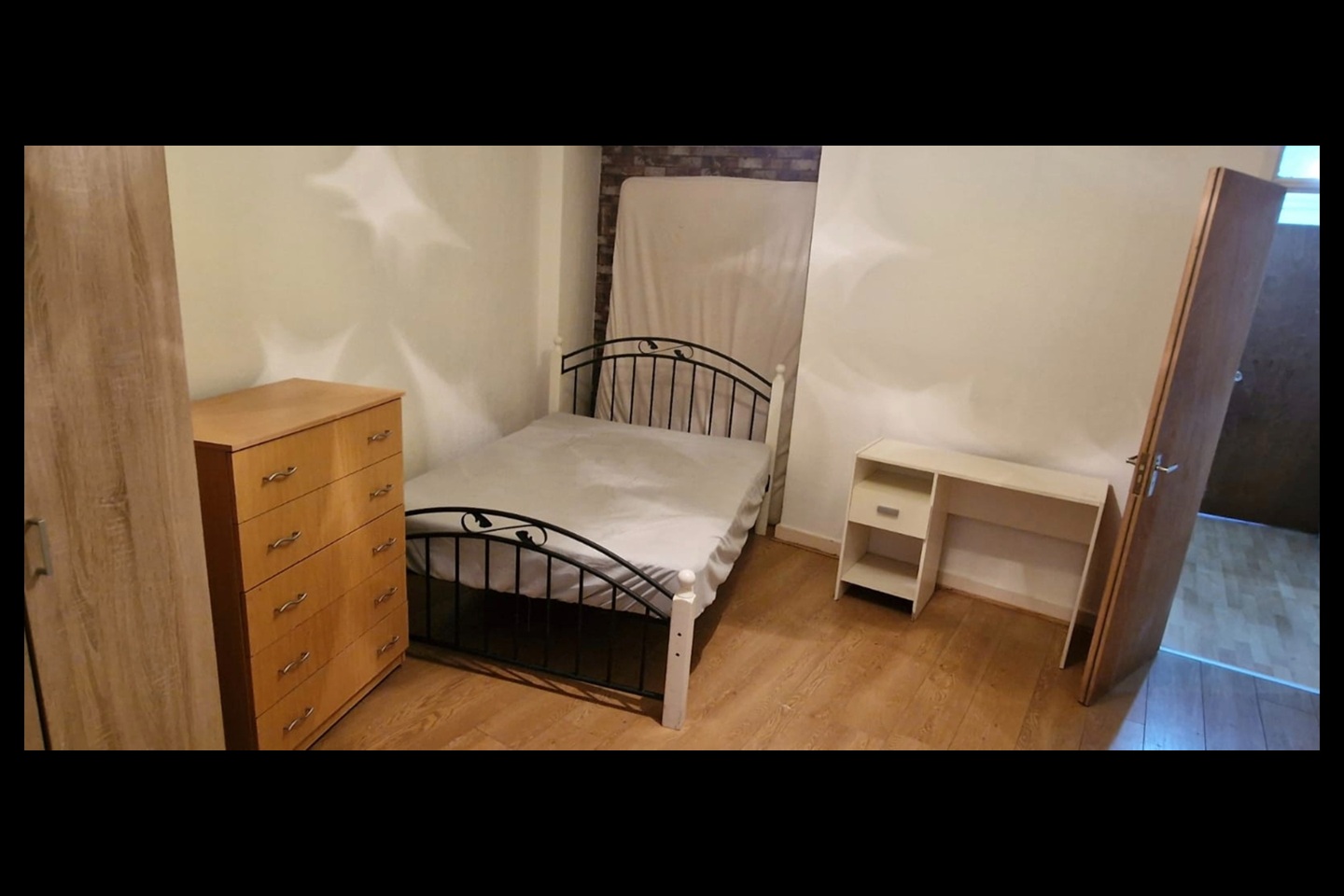 2 Bed Flat, Rumney, CF3, N1 7GU photo 4