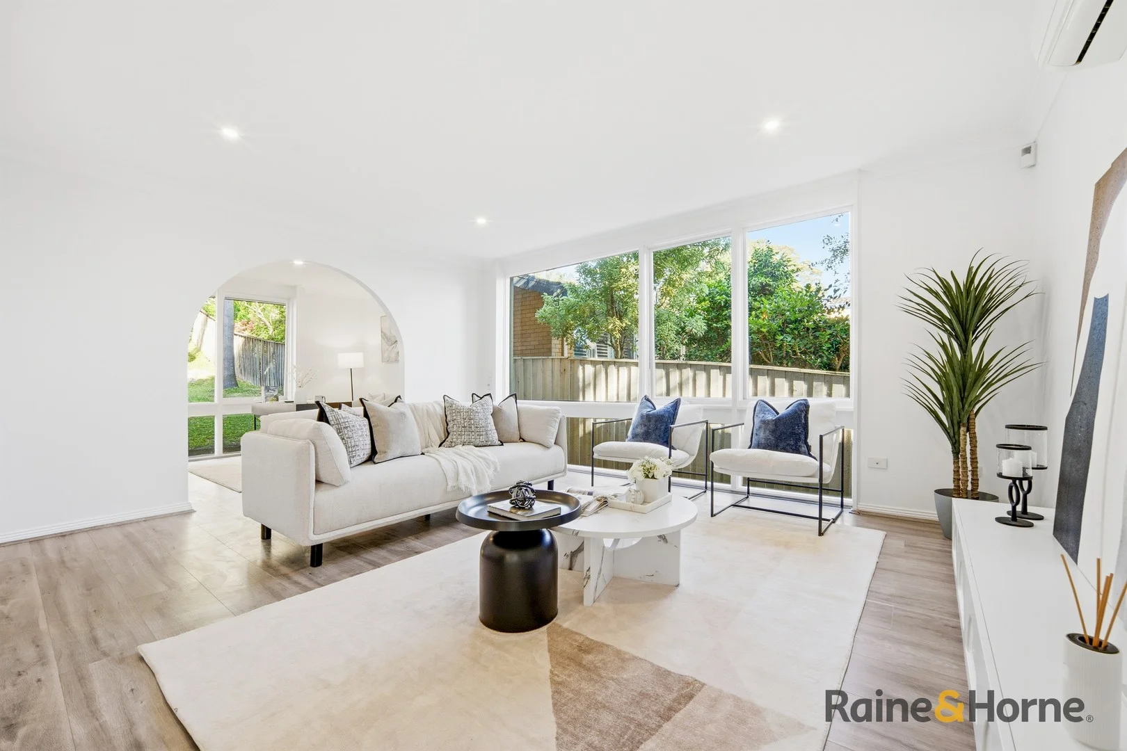 19 Hoddle Crescent, Davidson NSW 2085