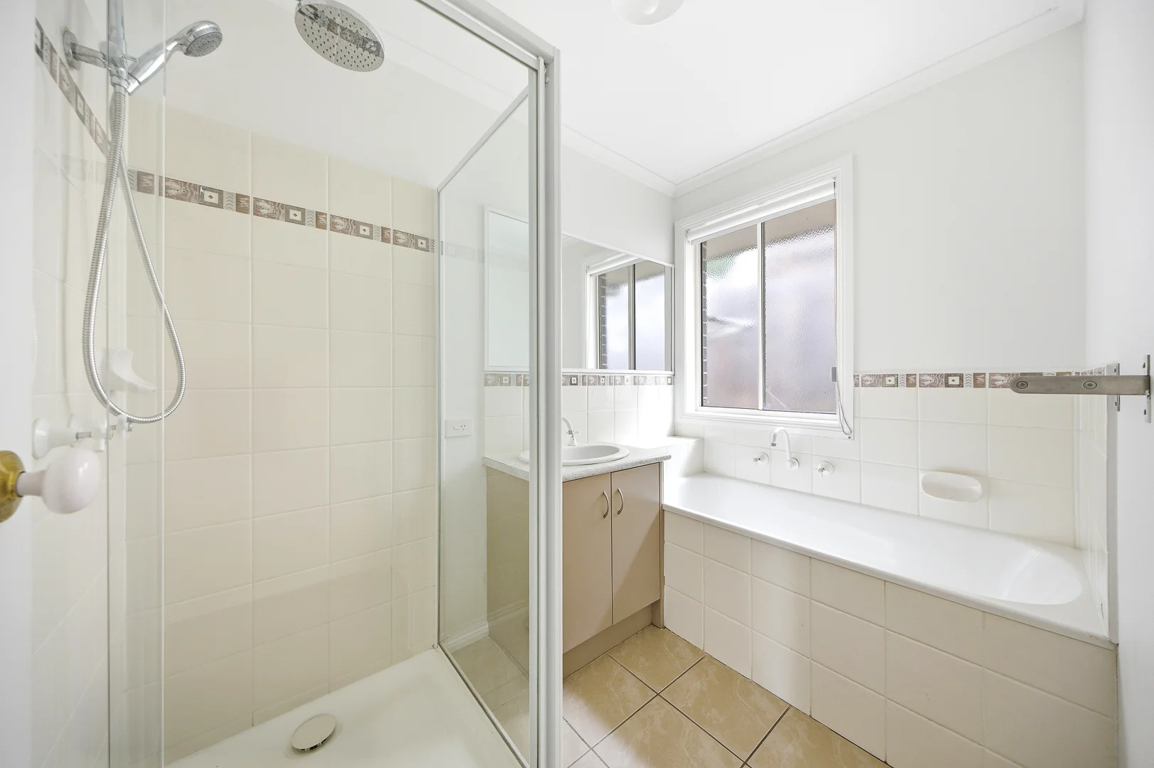 Additional image 10 of 13 Tuscany Rise, Pakenham VIC 3810
