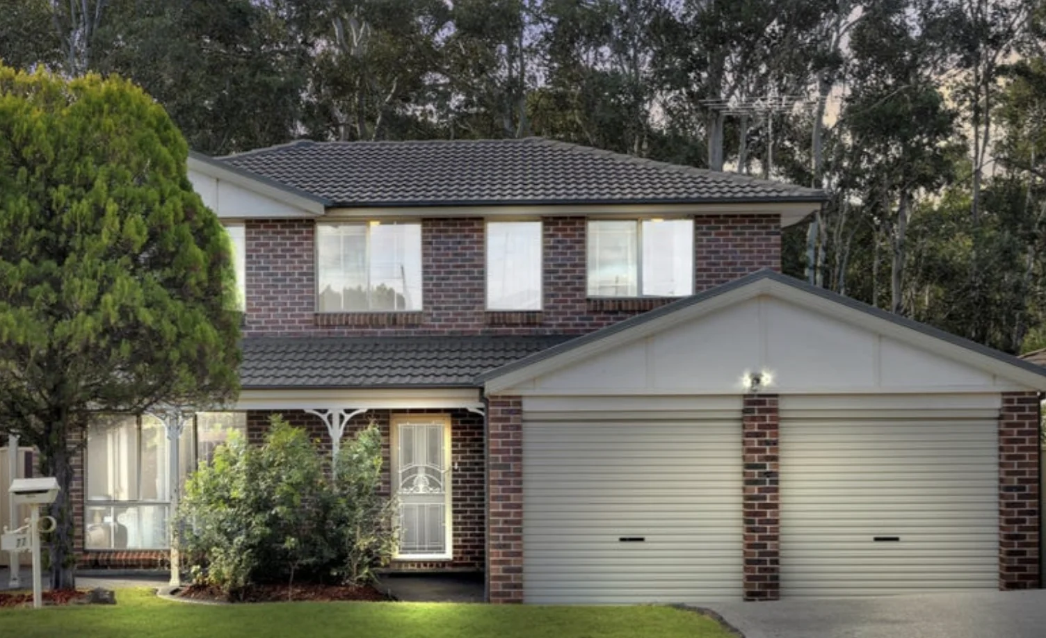 77 Freeman Circuit, Ingleburn NSW 2565