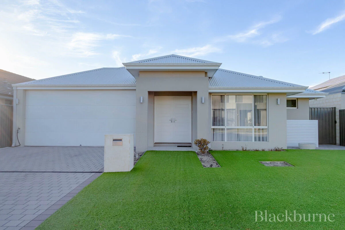8 Bluegrass Street, Treeby WA 6164 photo 2