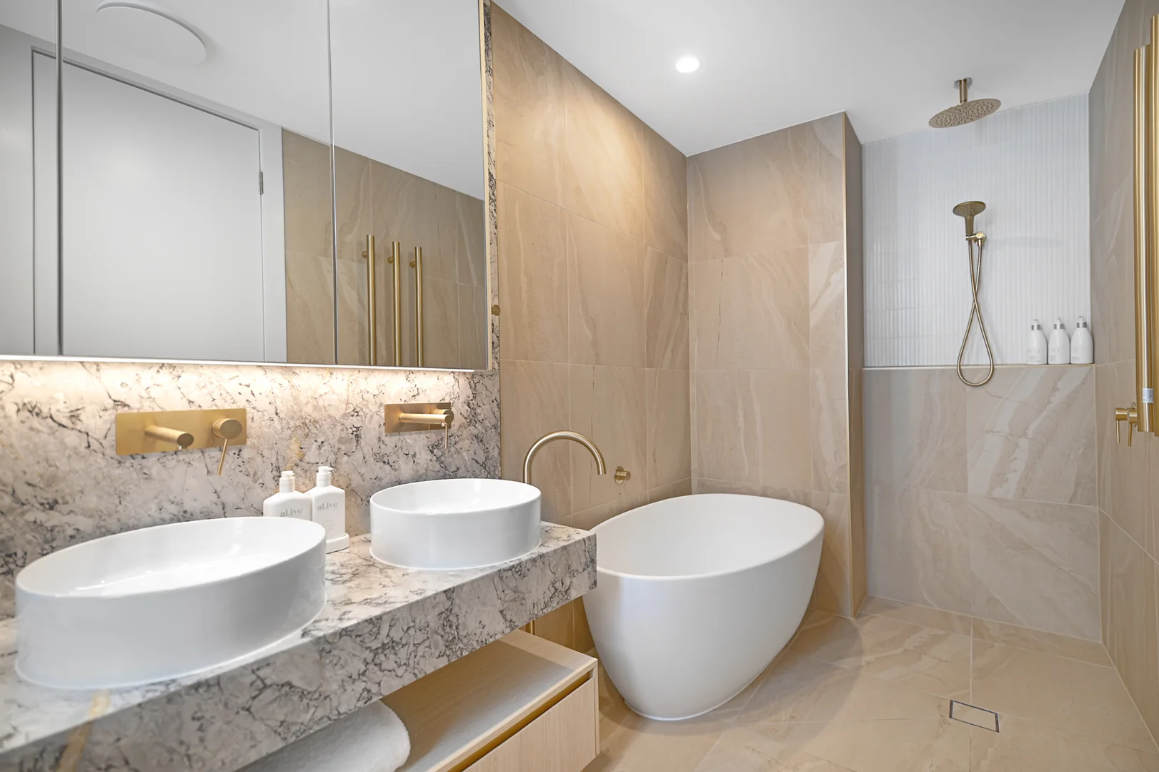 Additional image 12 of 1402/122 Surf Parade, Broadbeach QLD 4218
