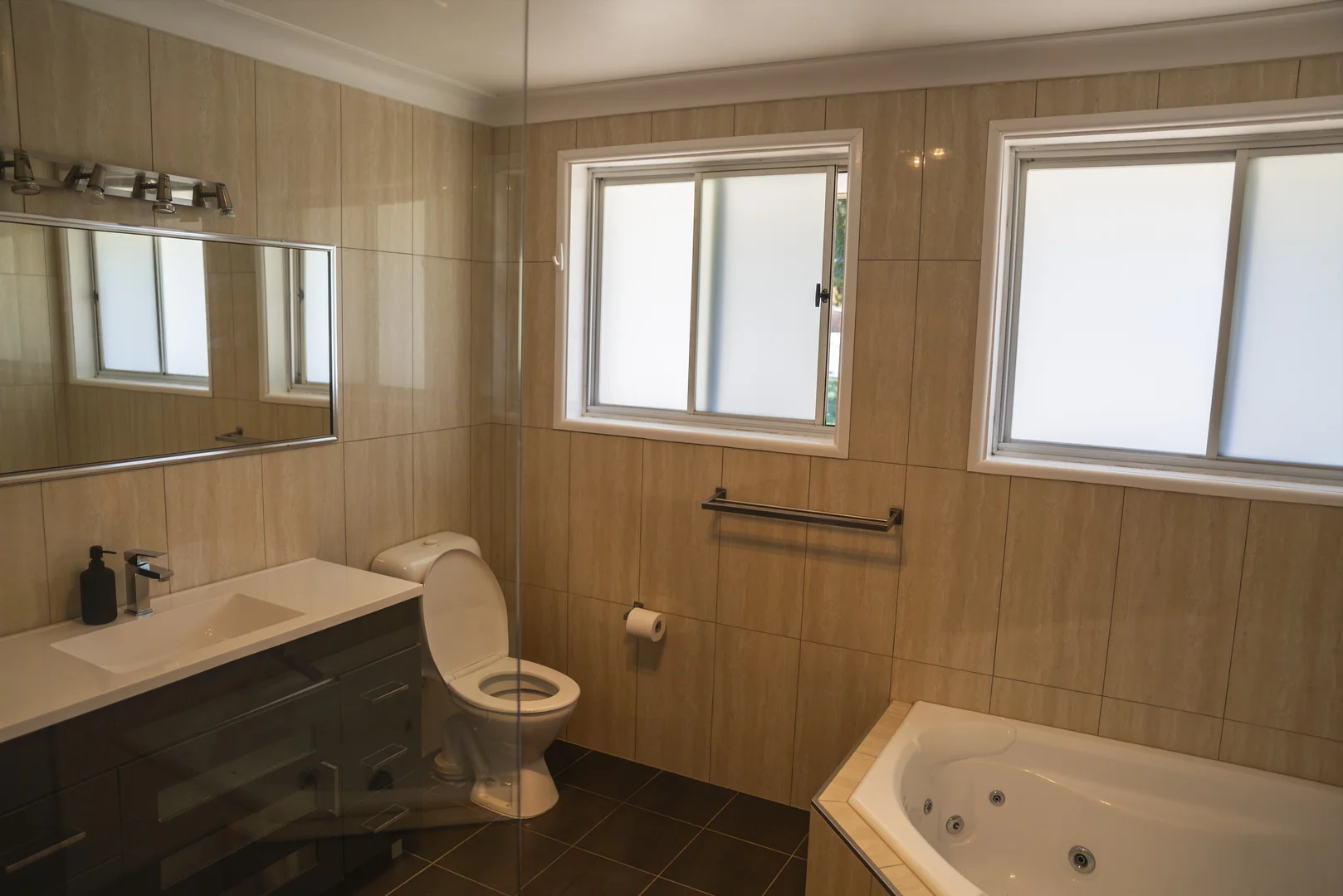 Additional image 14 of 25 Woodbry Crescent, Oxley Vale NSW 2340