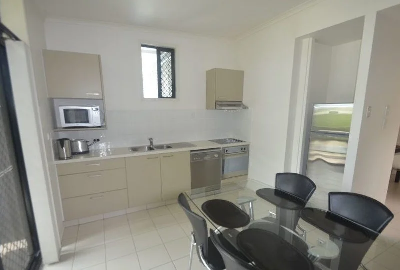 Additional image 2 of 4/170 Auckland Street, Gladstone QLD 4680