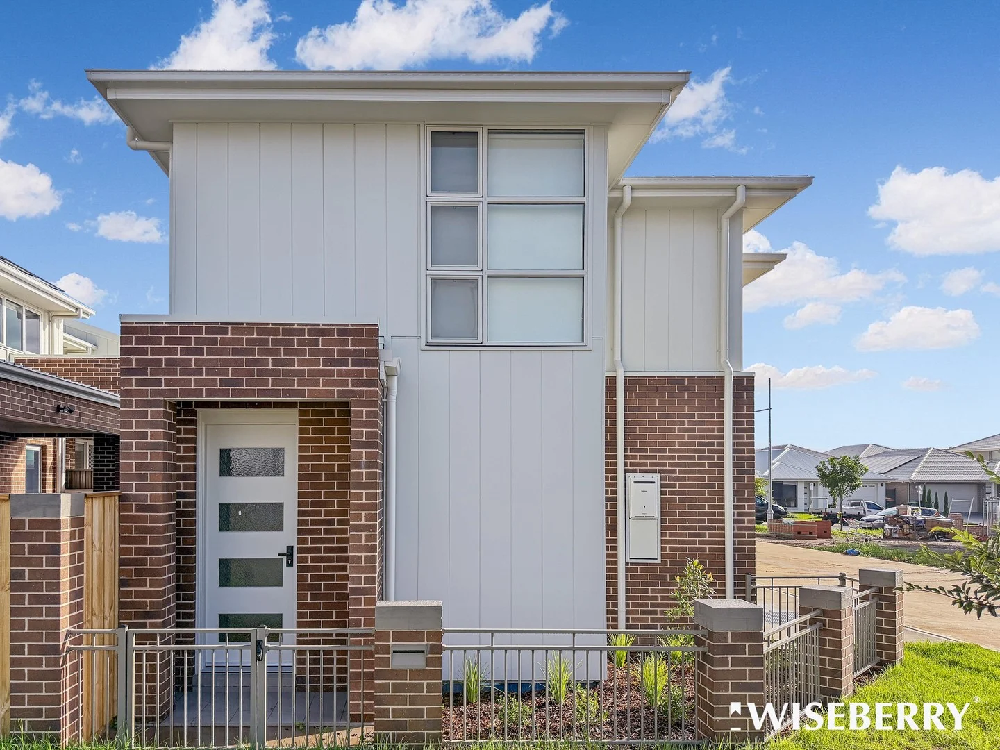 11 Civic Place, Oran Park NSW 2570