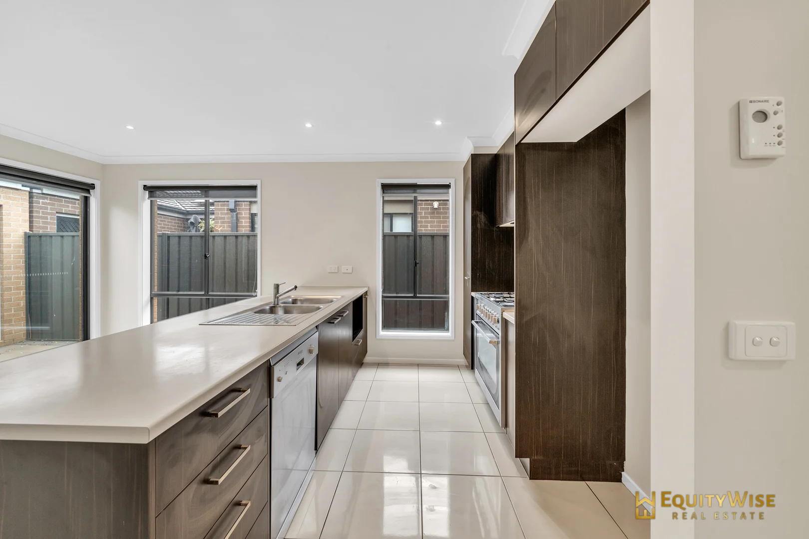 Additional image 6 of 5 Lambertia Crescent, Manor Lakes VIC 3024